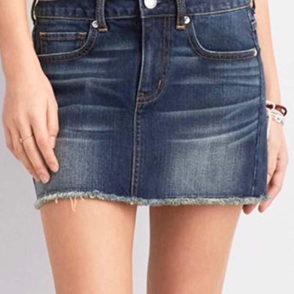 Gap • light wash distressed jean miniskirt